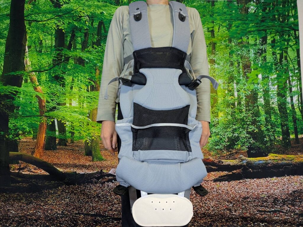 ラクリスでベビーを抱っこする前の状態